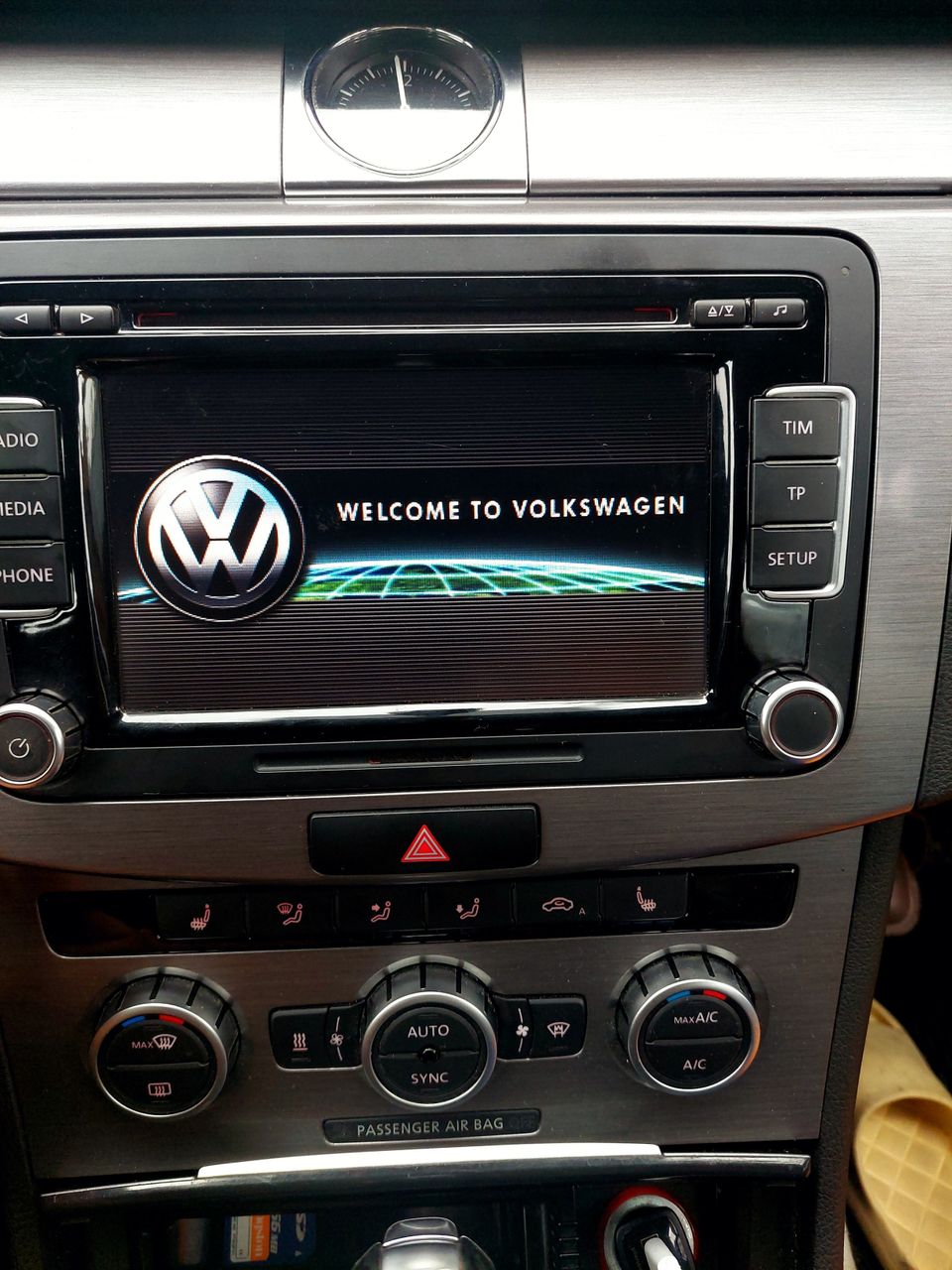 VW RADIO