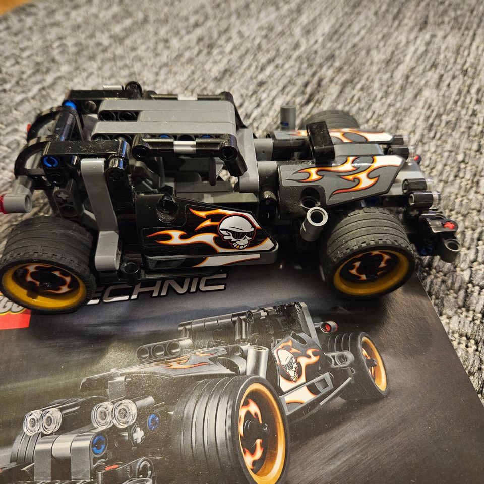 Lego Technic auto 42046