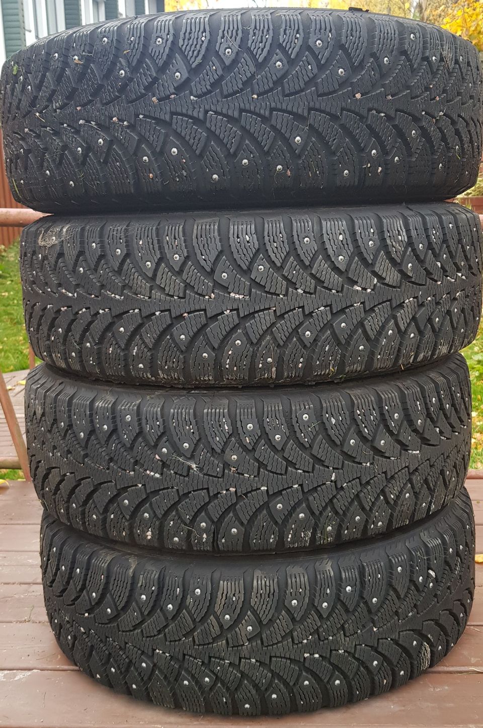 Talvirenkaat 185/65 R15 , 4/114 d66,1