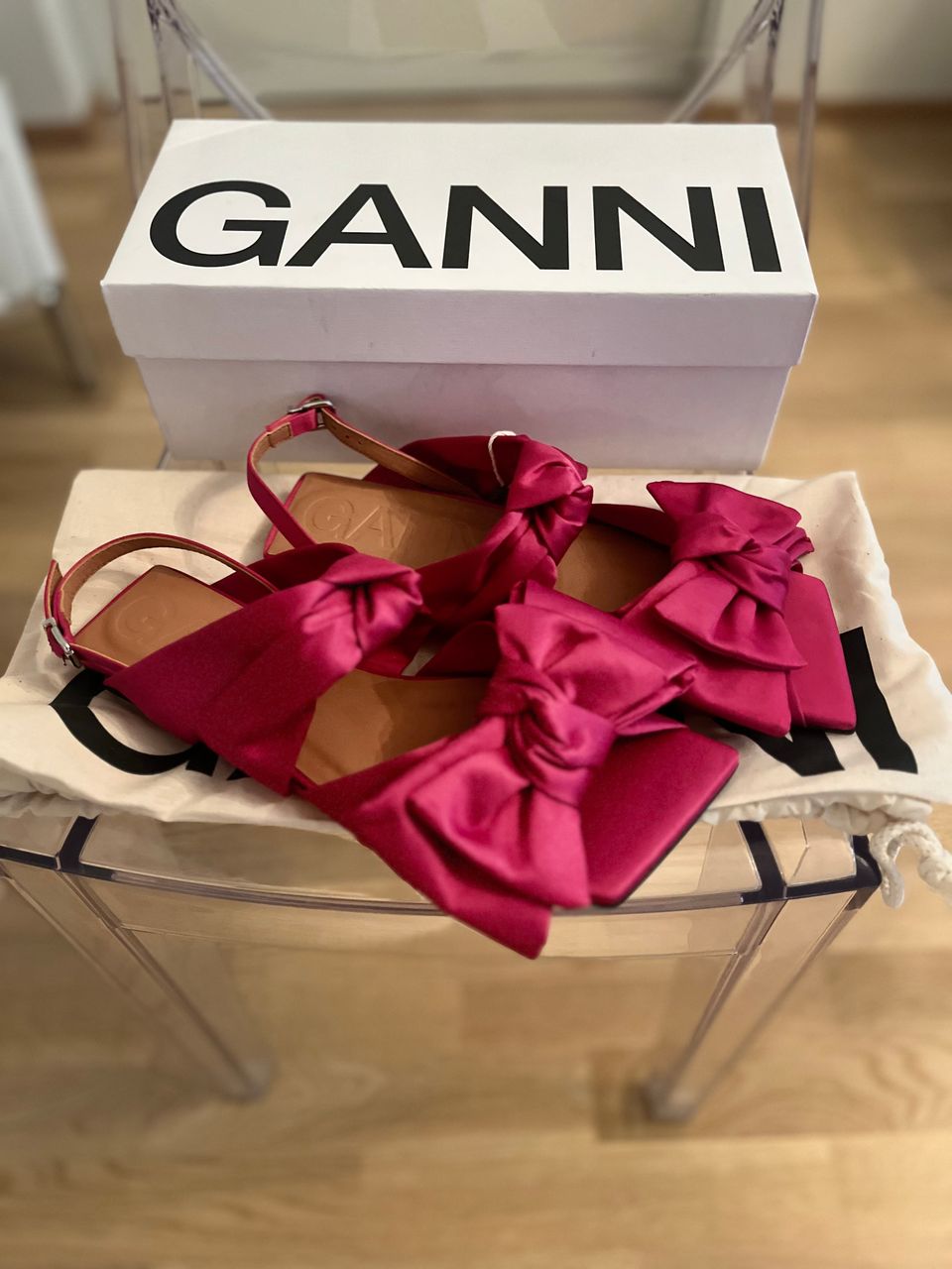 Ganni pink bow-detailed sandals