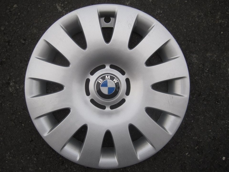 BMW alkuperäiset pölykapselit 15" 4kpl