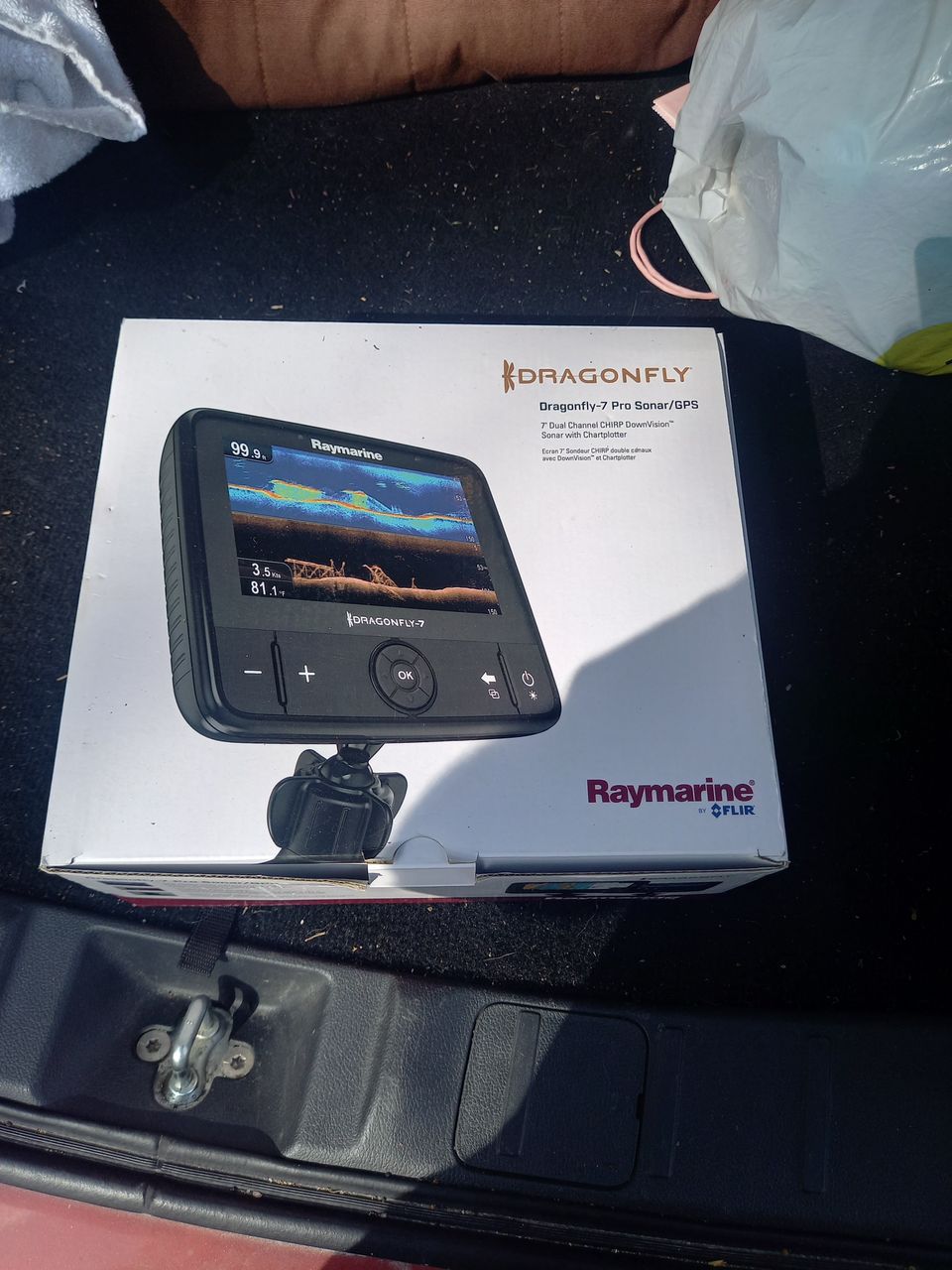 Raymarine dragonfly 7 pro plotteri/kaiku