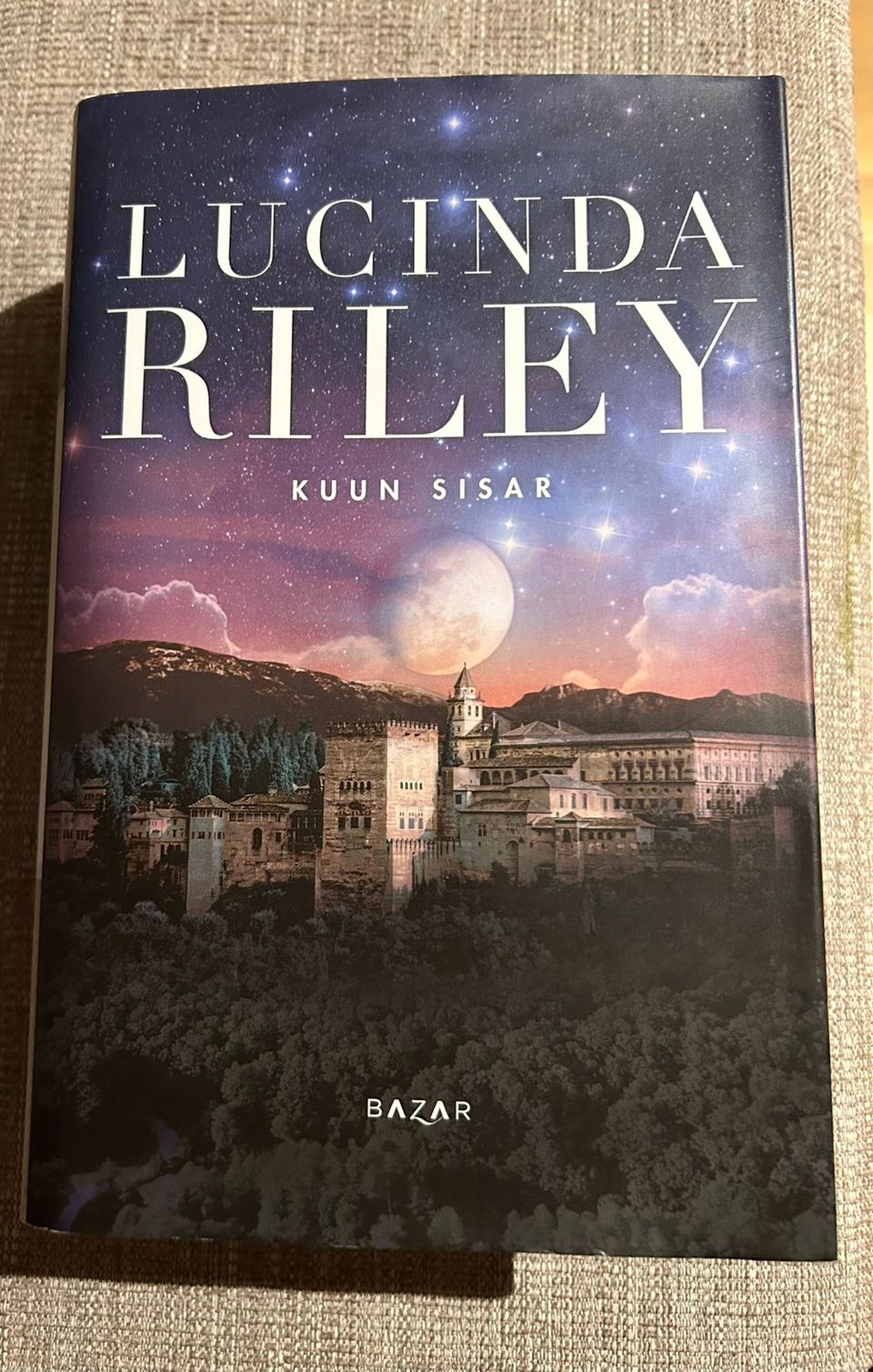 Lucinda Riley: Kuun sisar