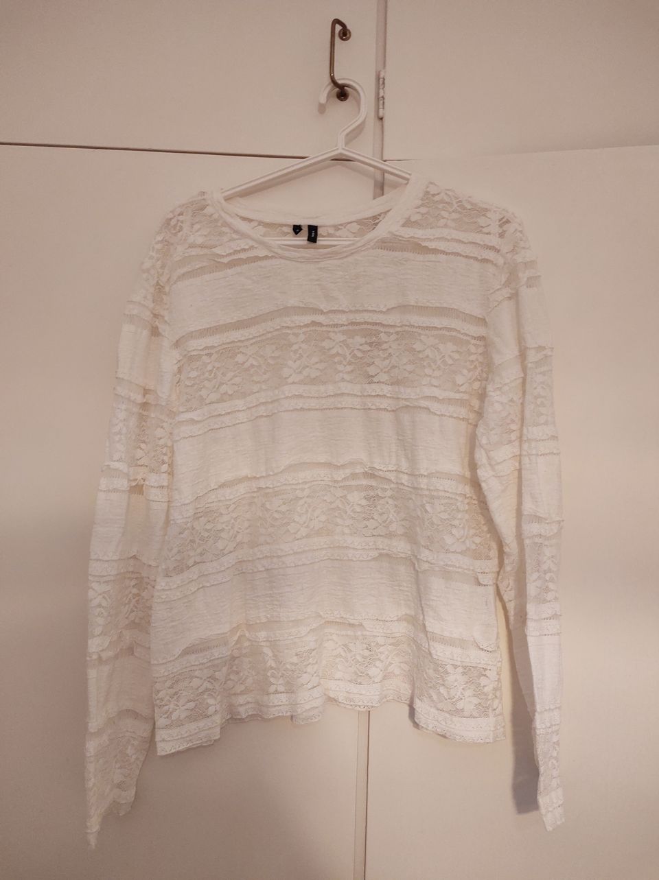 Vero Moda valkoinen pitsipaita koko XL (L)