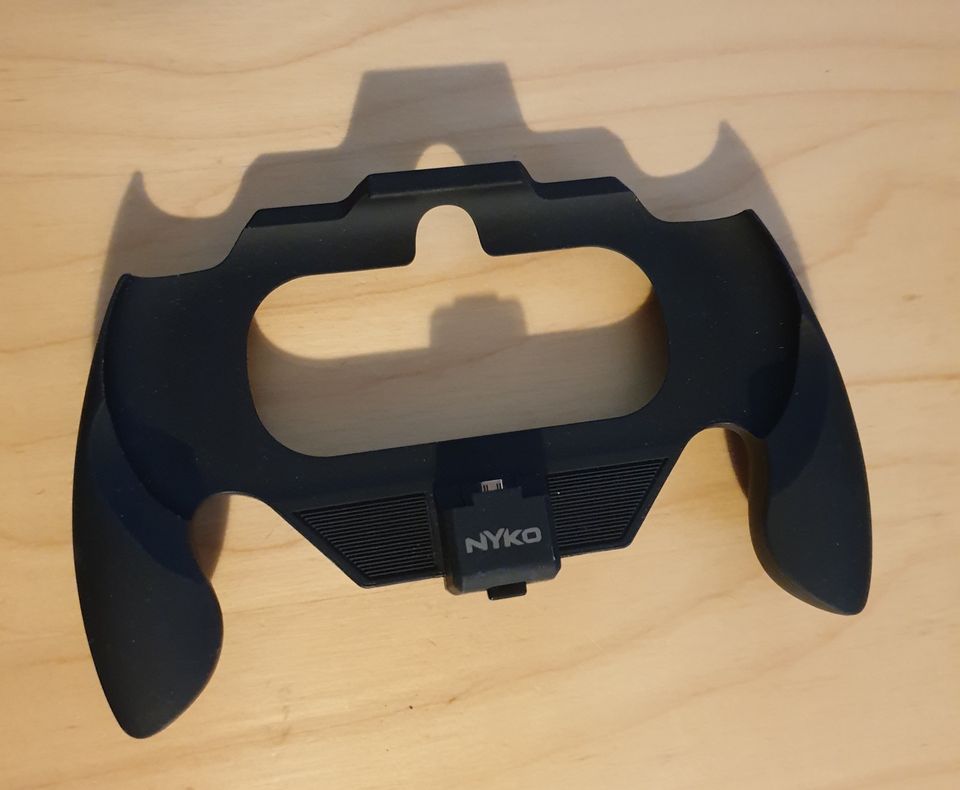 Nyko Power Grip PS Vita