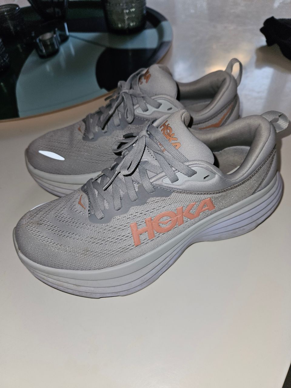 Hoka bondi 8