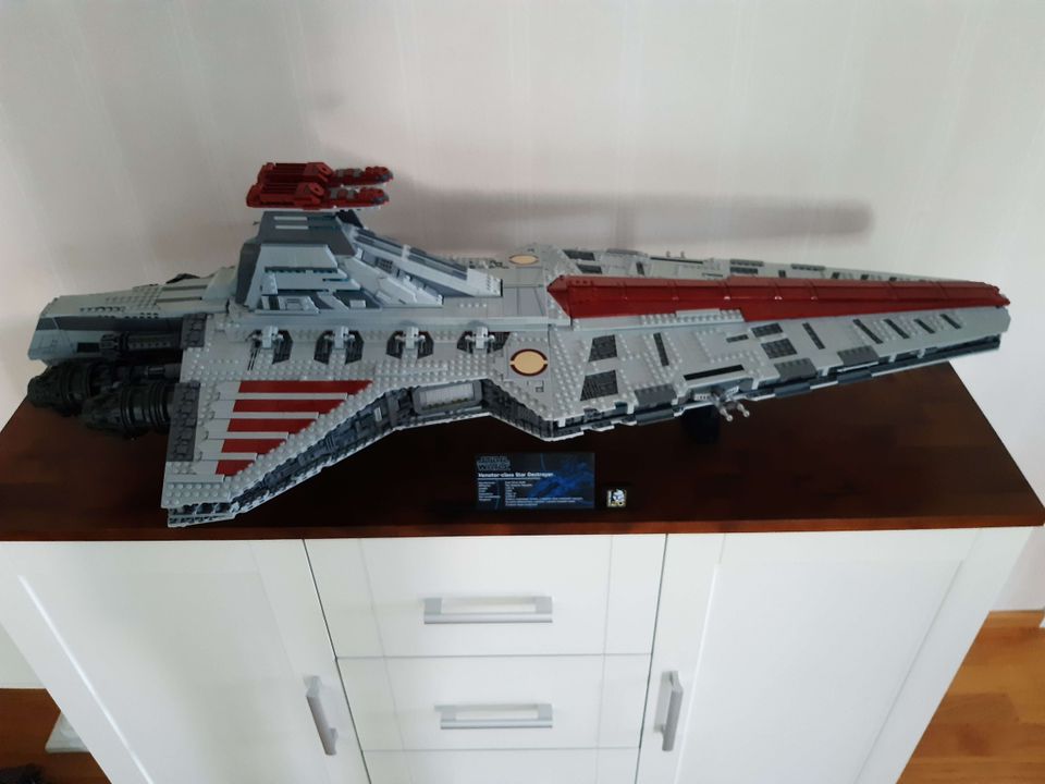 LEGO Star Wars 75367 Venator-Class Republic Attack Cruiser - UCS