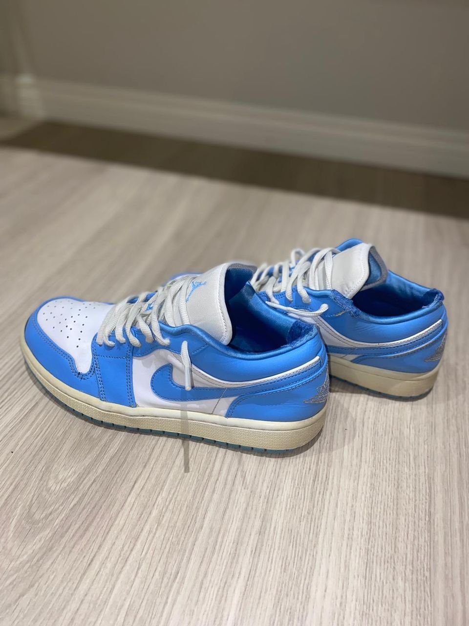 Jordan 1 low baby blue