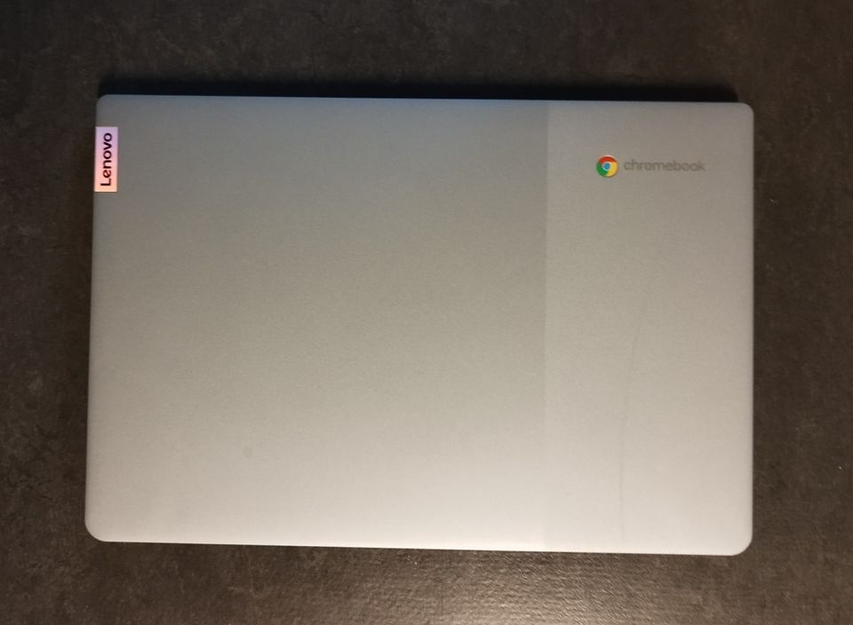 Uudenveroinen Lenovo Chromebook, takuu voimassa