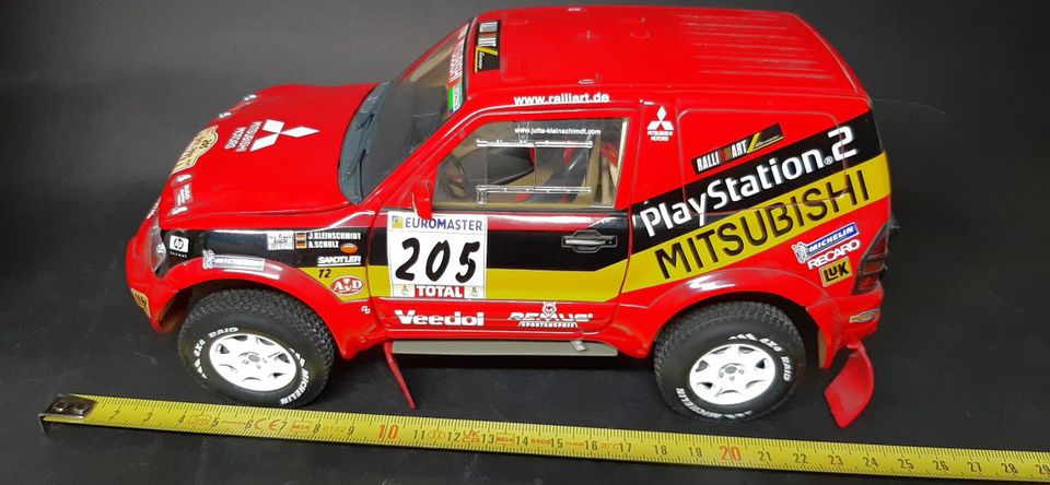 Solido Mitsubishi Pajero 1:18