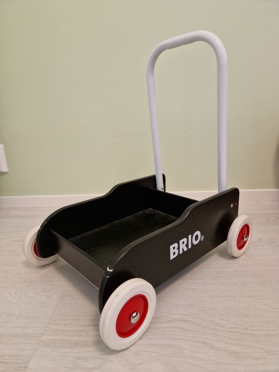 Brio taaperokärry