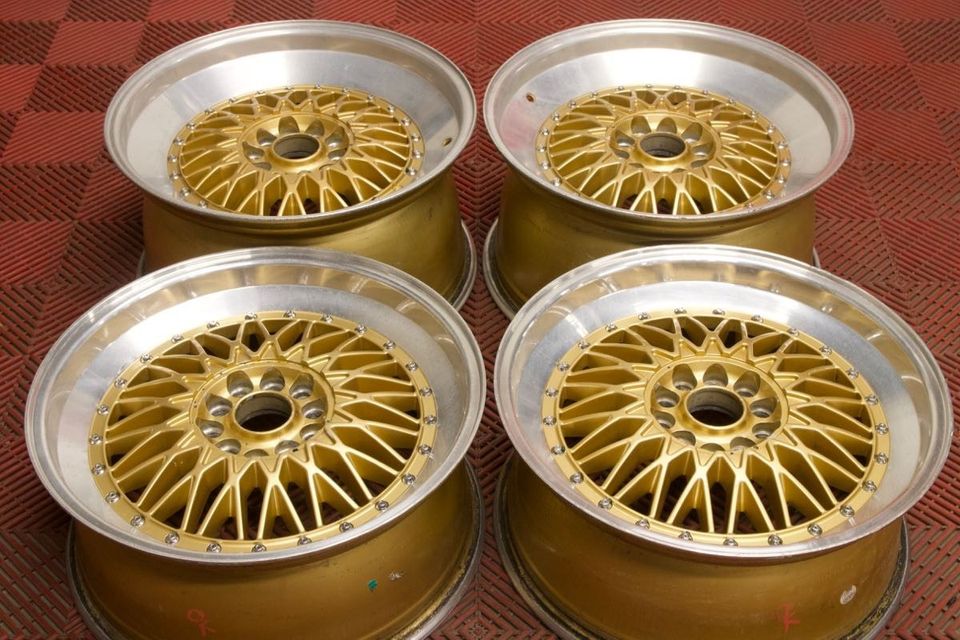 885 Classic RS SARJA 8/9.5x18.0" 5x112/5x120 ET30 Ø73.1