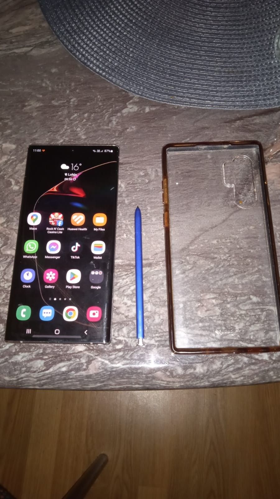 Samsung Note 10 plus ei naarmuja