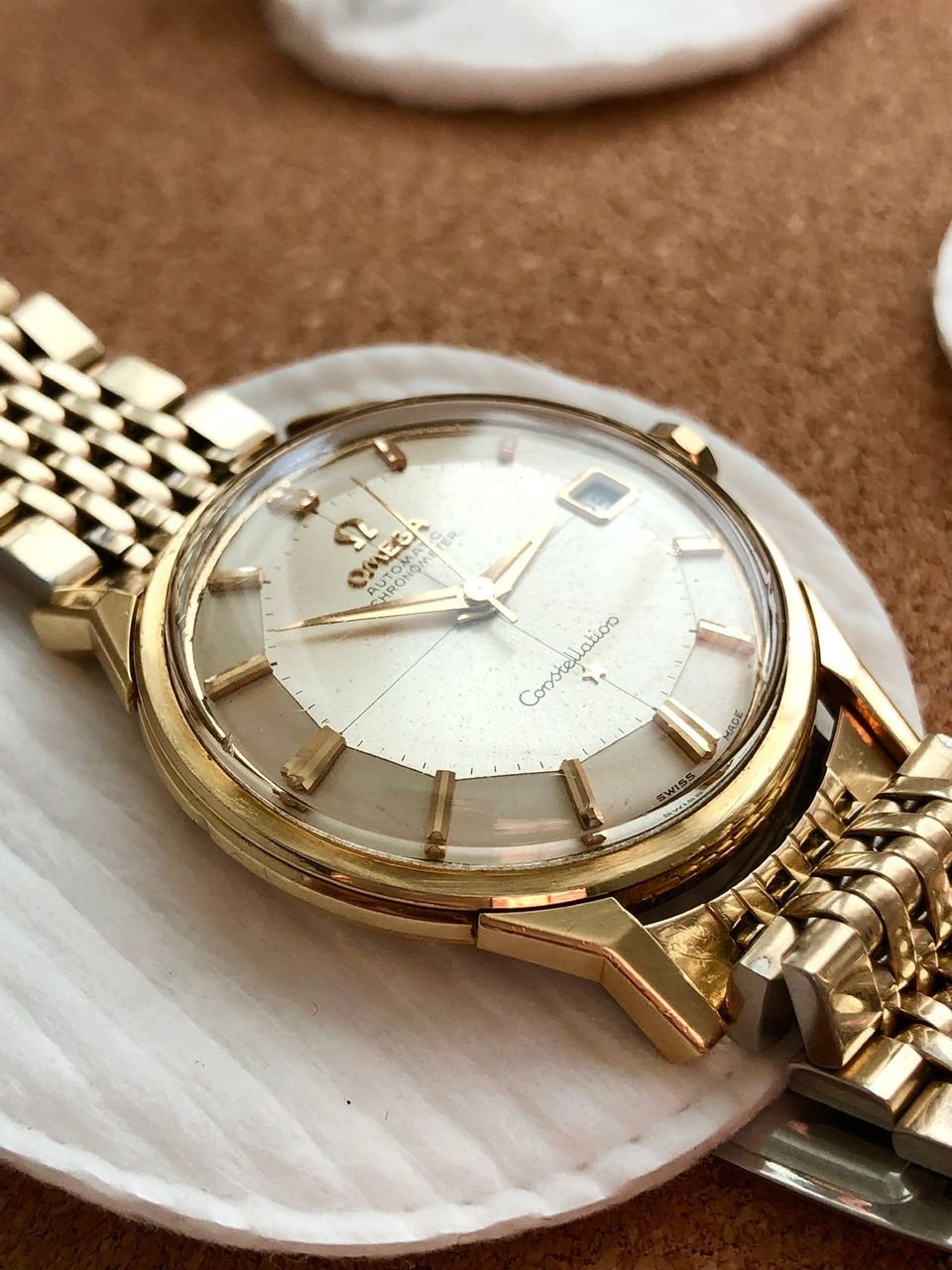 Omega constellation kultakello 18k