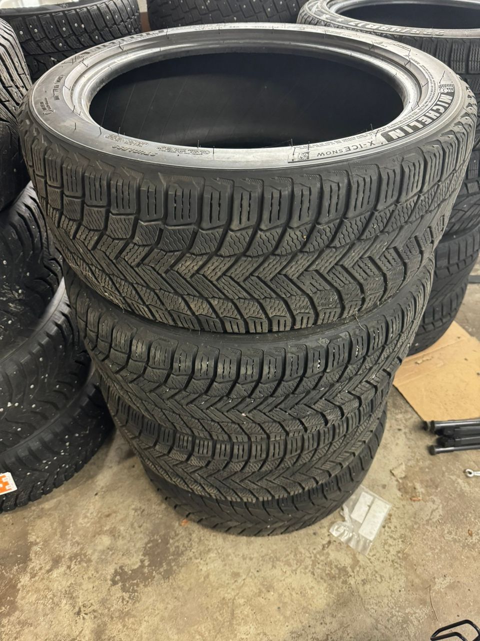 Michelin X-Ice Snow 225/45r18