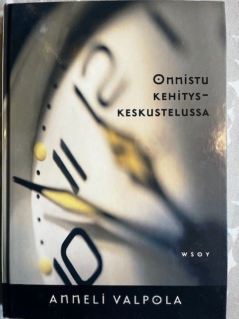 Onnistu kehityskeskustelussa -kirja