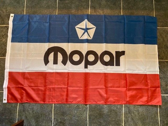 Mopar lippu