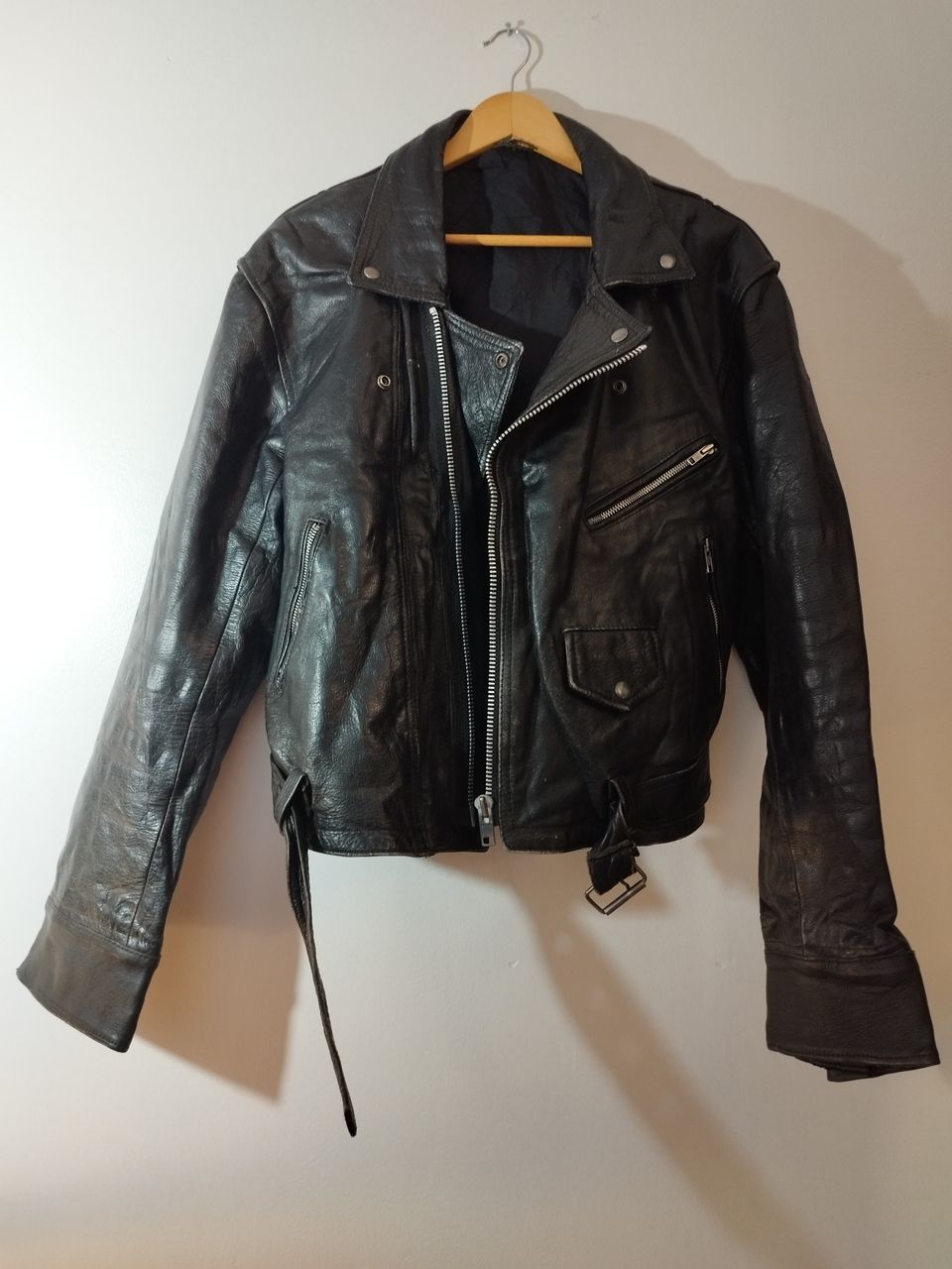 Jinglers vintage leather jacket, motorcycle racerjacket