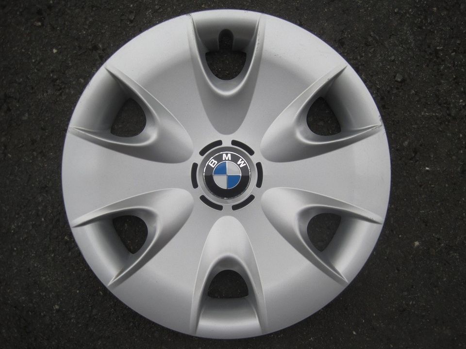 BMW alkuperäiset pölykapselit 16" 4kpl