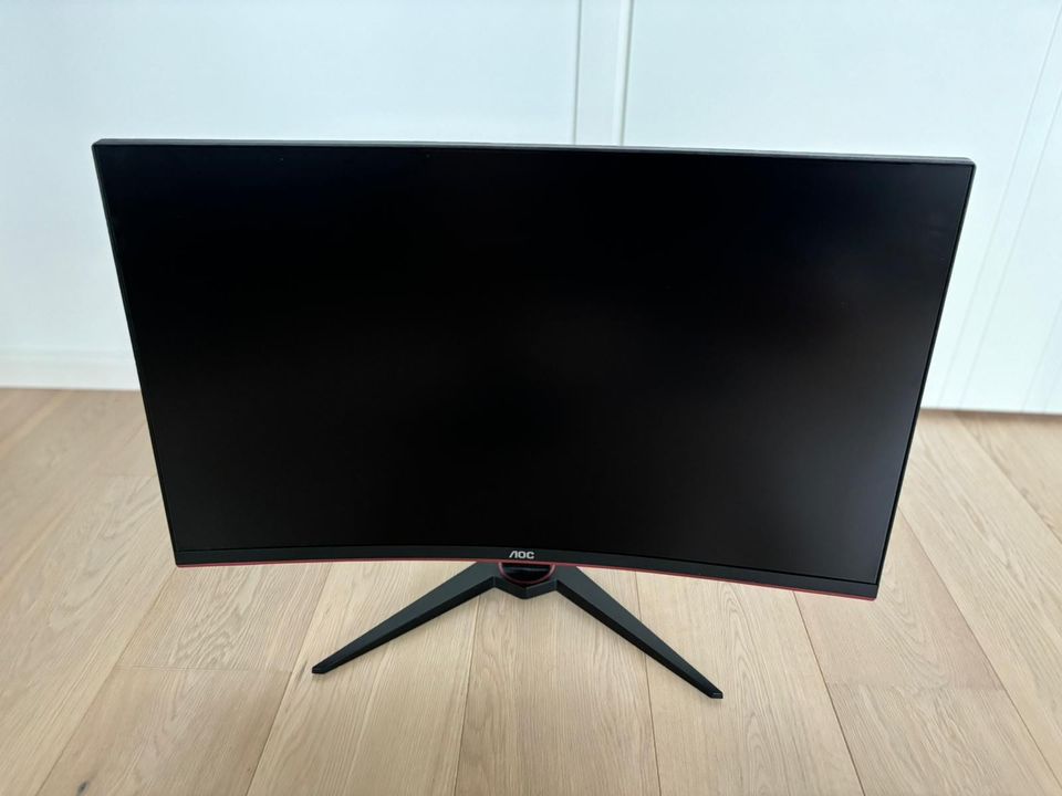 Kaareva pelinäyttö AOC C32G1 144hz full HD