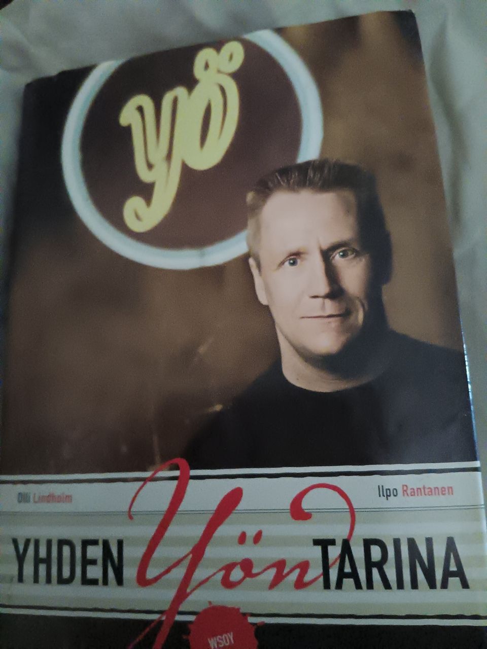 Yön kirja Yhden Yön tarina ja muistikku Loisto 2009