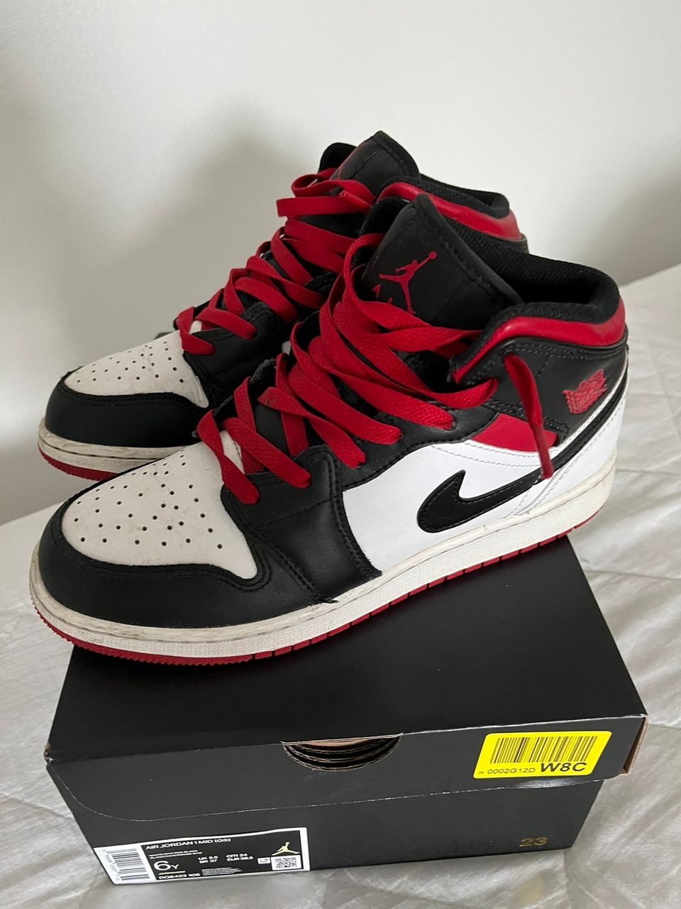 Air Jordan 1 Mid koko 38,5