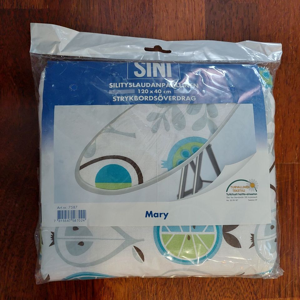 Uusi silityslaudan päällinen Sini 7e