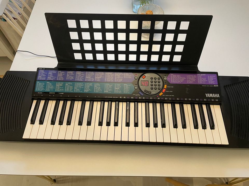 Yamaha kosketinsoitin psr-77