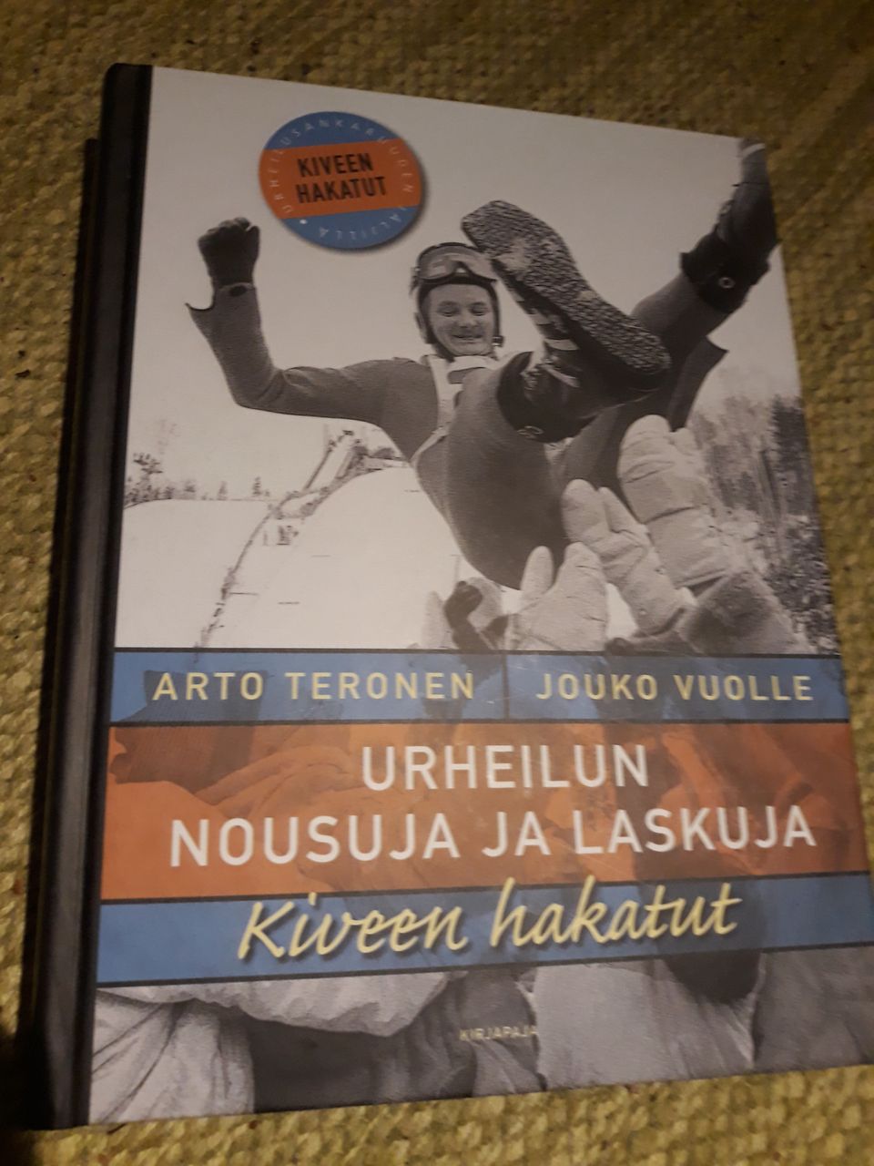 Vuolle -   Teronen : kiveen hakatut