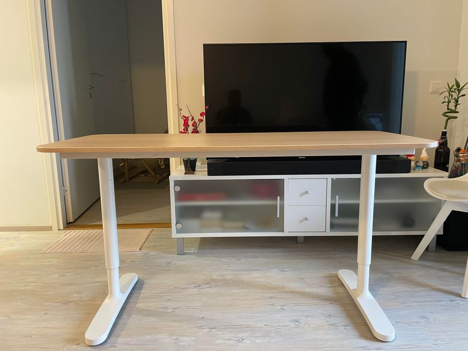 IKEA Bekant Desk in excellent condition for sale