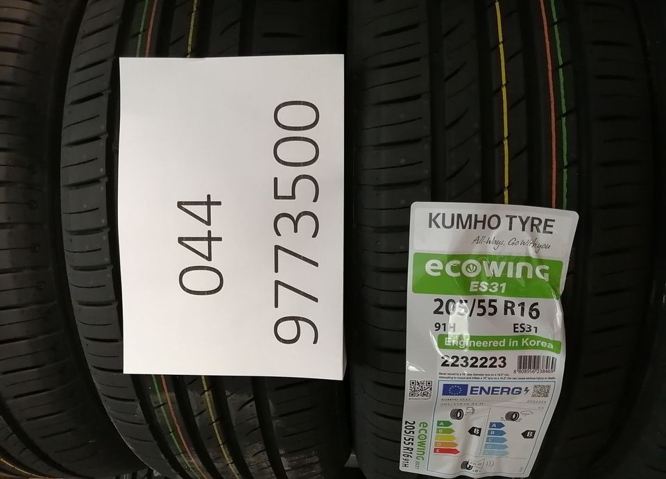 Uudet 205/55R16 KUMHO kesärenkaat alle asennettuna