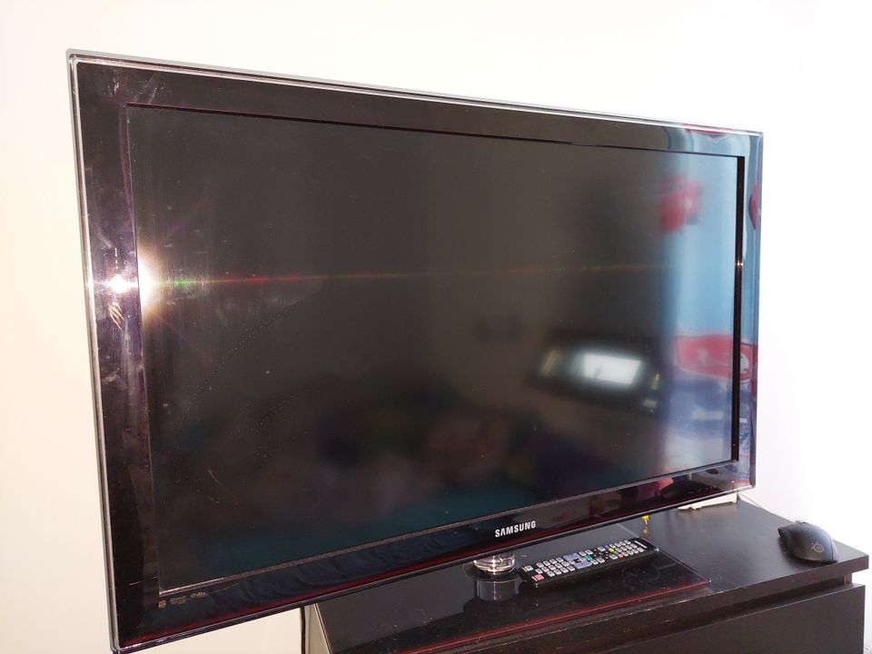 Samsung 40"  hd-tv