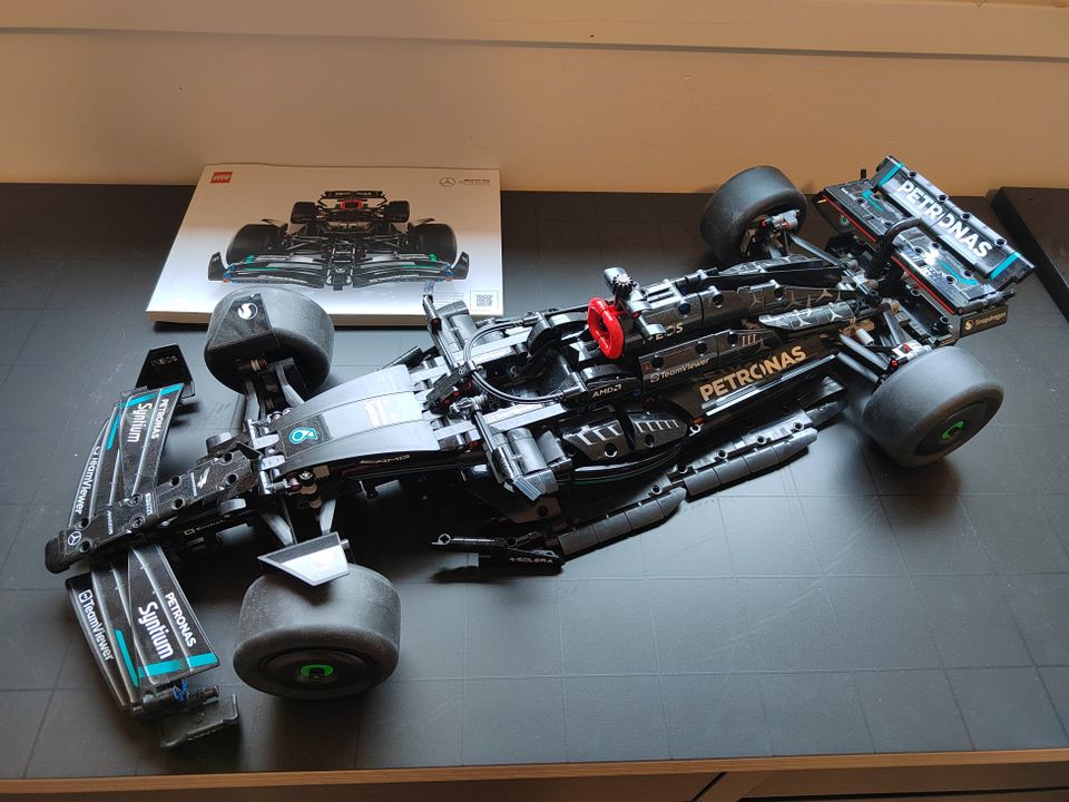 Lego Technic - 42171 Mercedes AMG F1