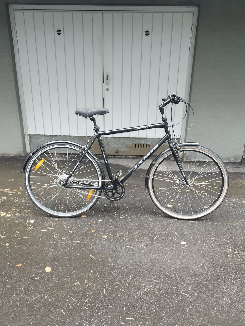 Jamis Commuter 28" polkupyörä