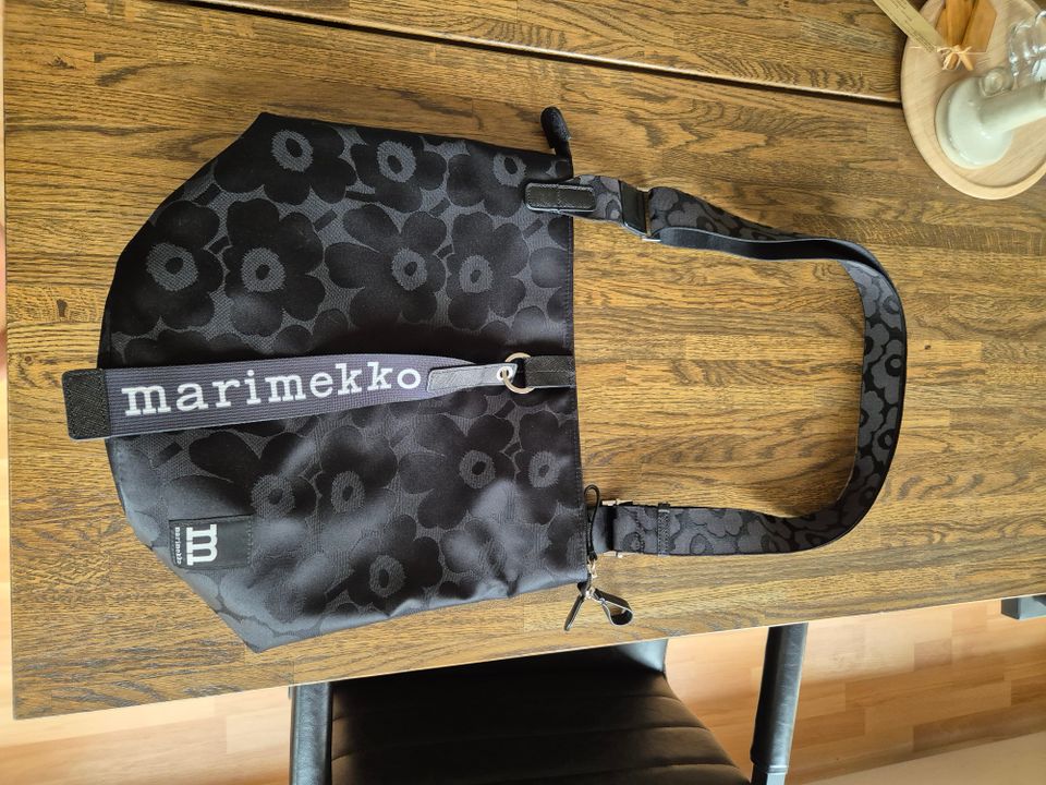 Marimekko all day bucket unikko