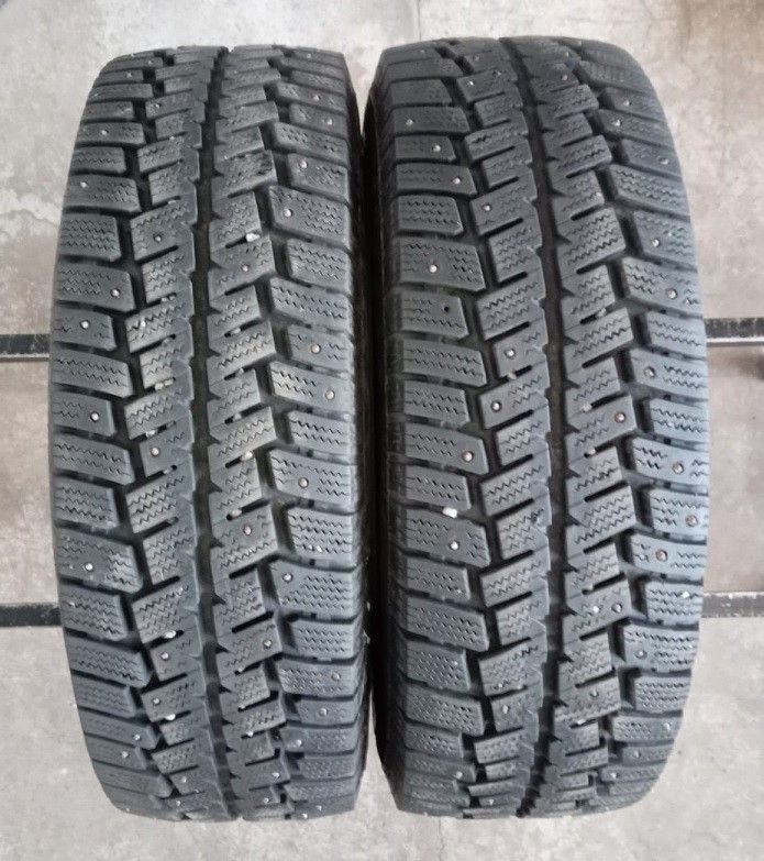 Käytetyt 215/65R16C Matador pakettiauton nastarenkaat 2 kpl