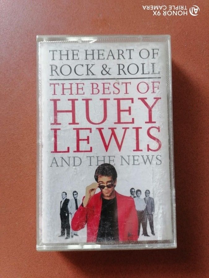 Huey Lewis And The News