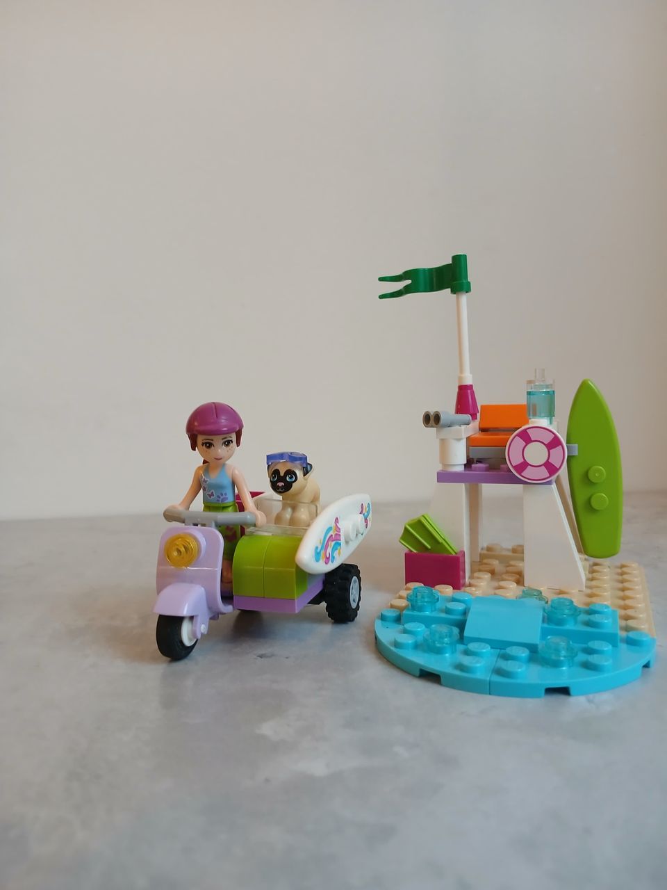 Lego Friends, Mian rantaskootteri, 41306