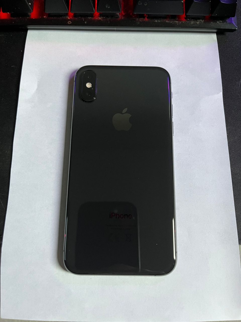 Iphone xs (lukittu icloud)