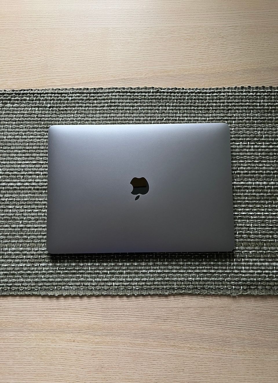 Apple MacBook Air 13” 2018