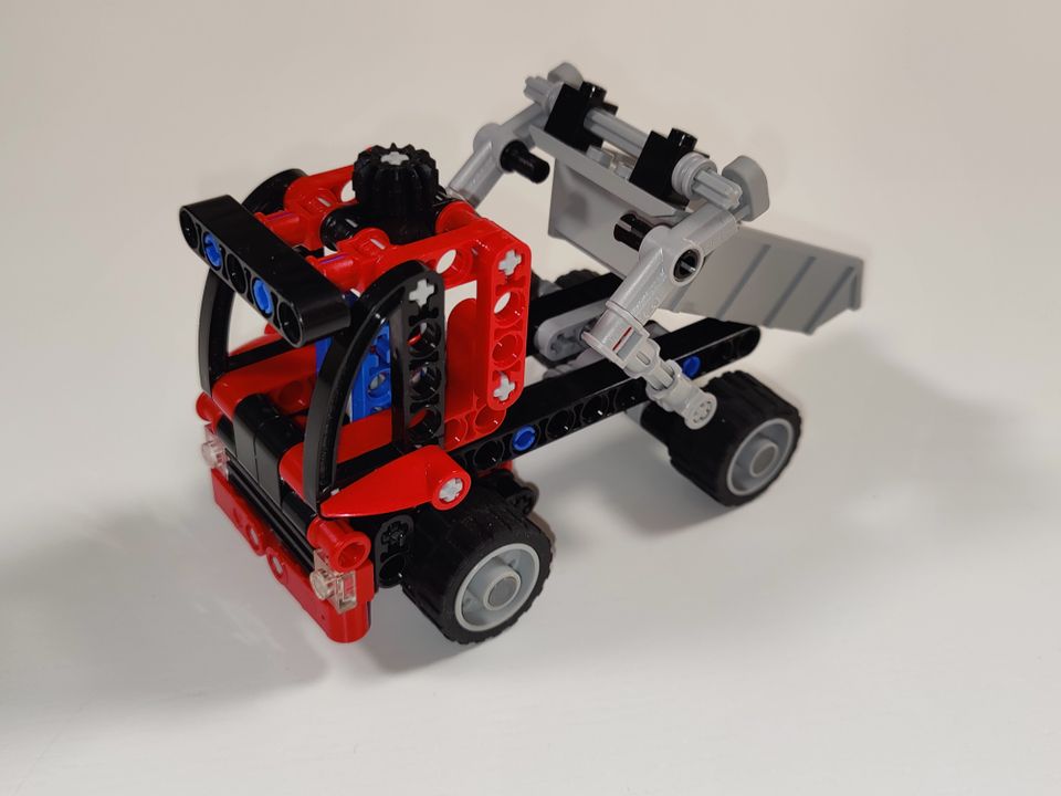 Lego Technic Pieni kuorma-auto 8065