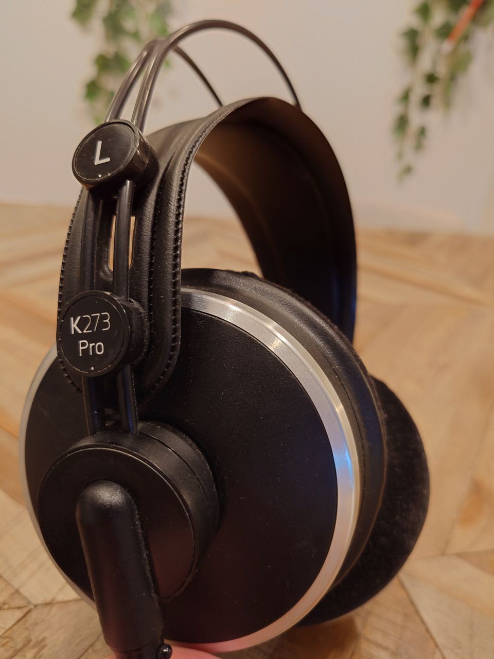 AKG-K273 PRO