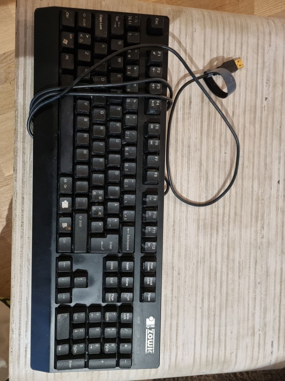 Zowie Celeritas mekaaninen näppäimistö (Cherry MX Brown)