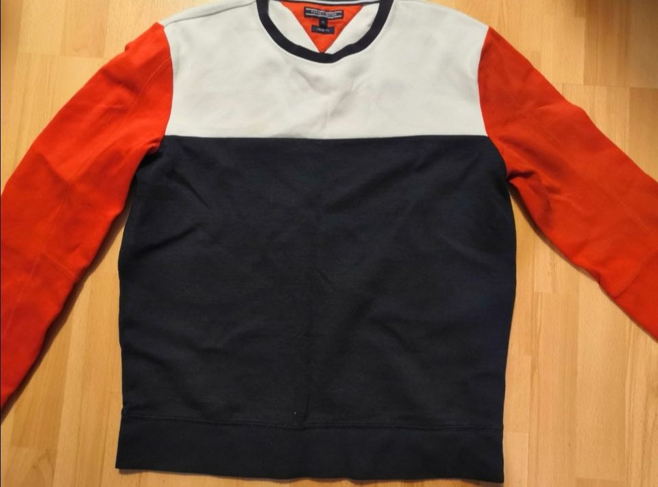 Tommy Hilfiger college paita L koolle