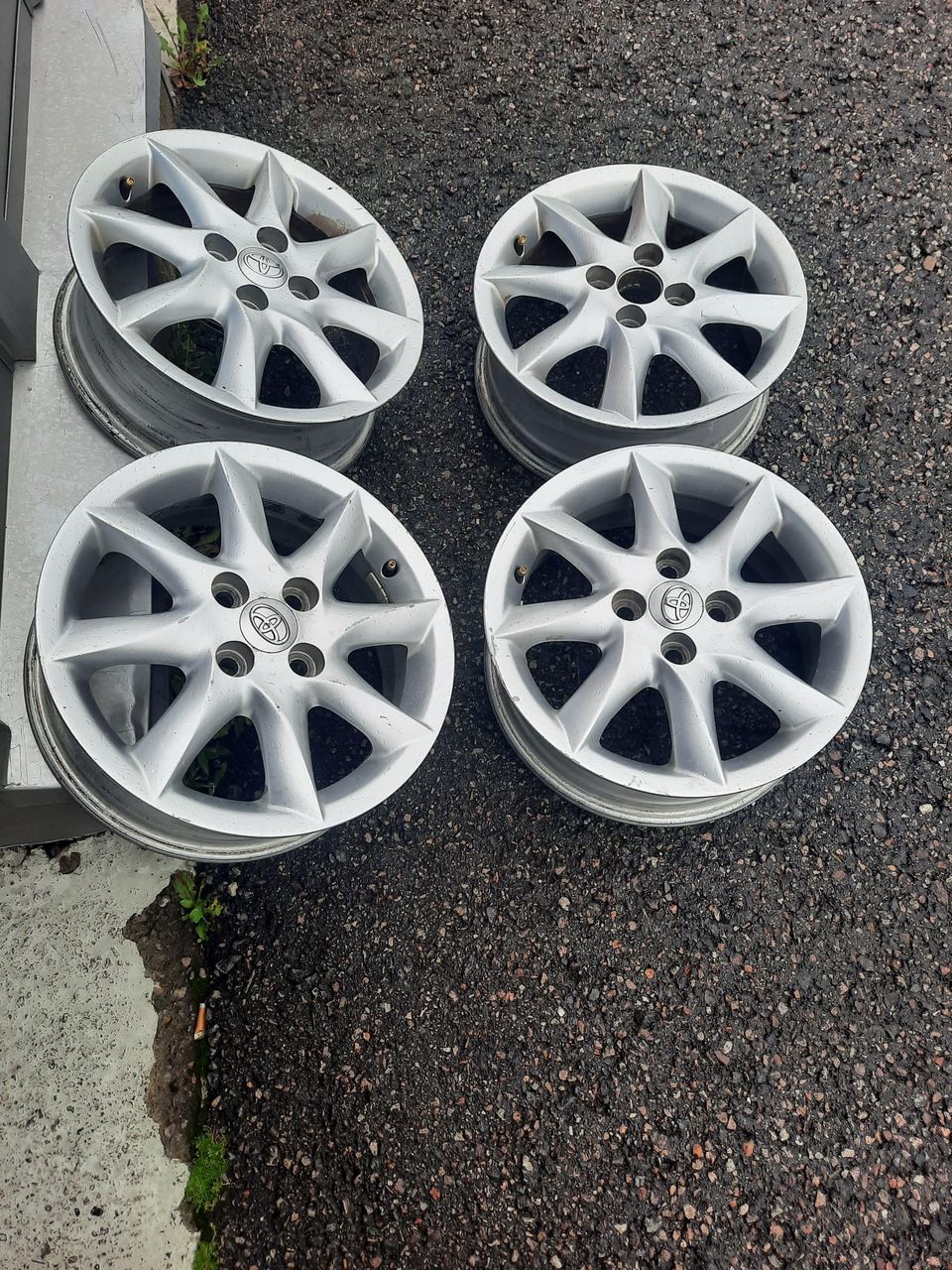 Toyot auris 15inch