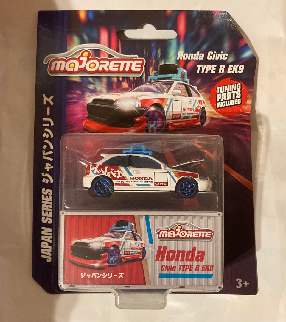 Majorette Japan Series Honda Civic type R EK9 tuning parts included