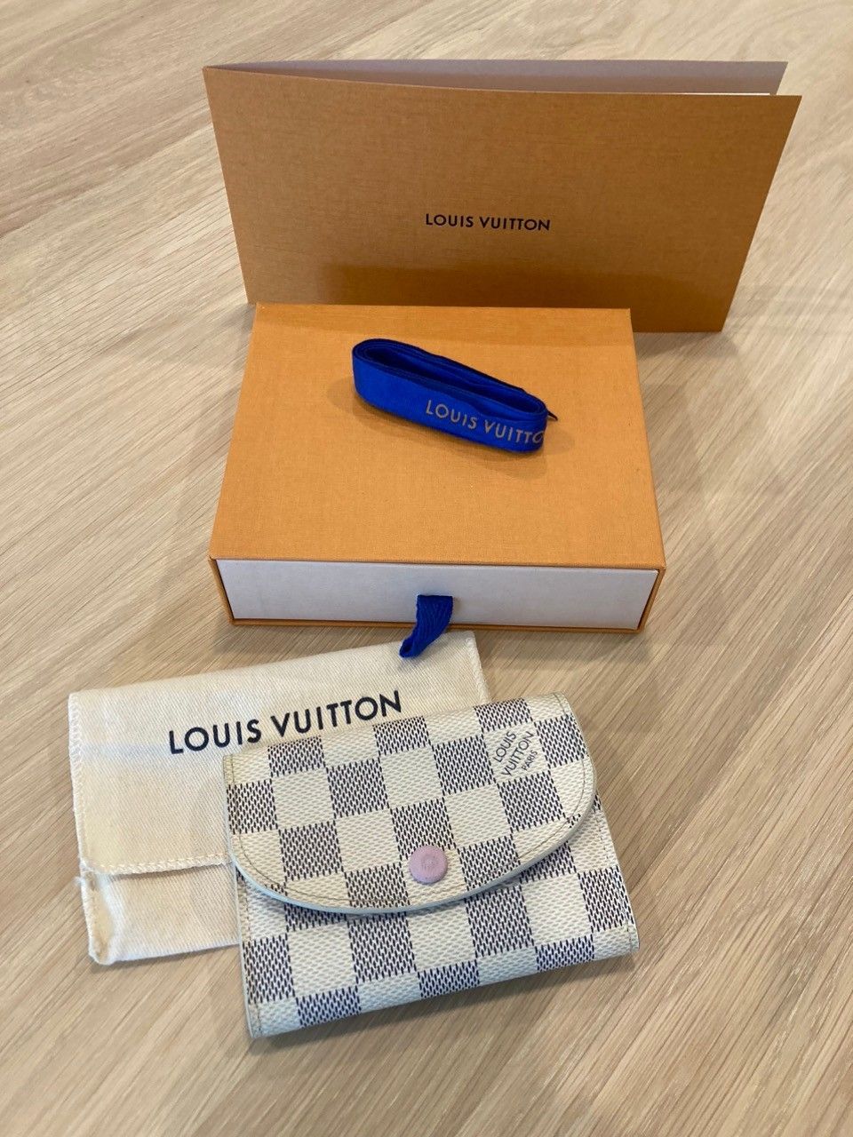 Louis Vuitton lompakko