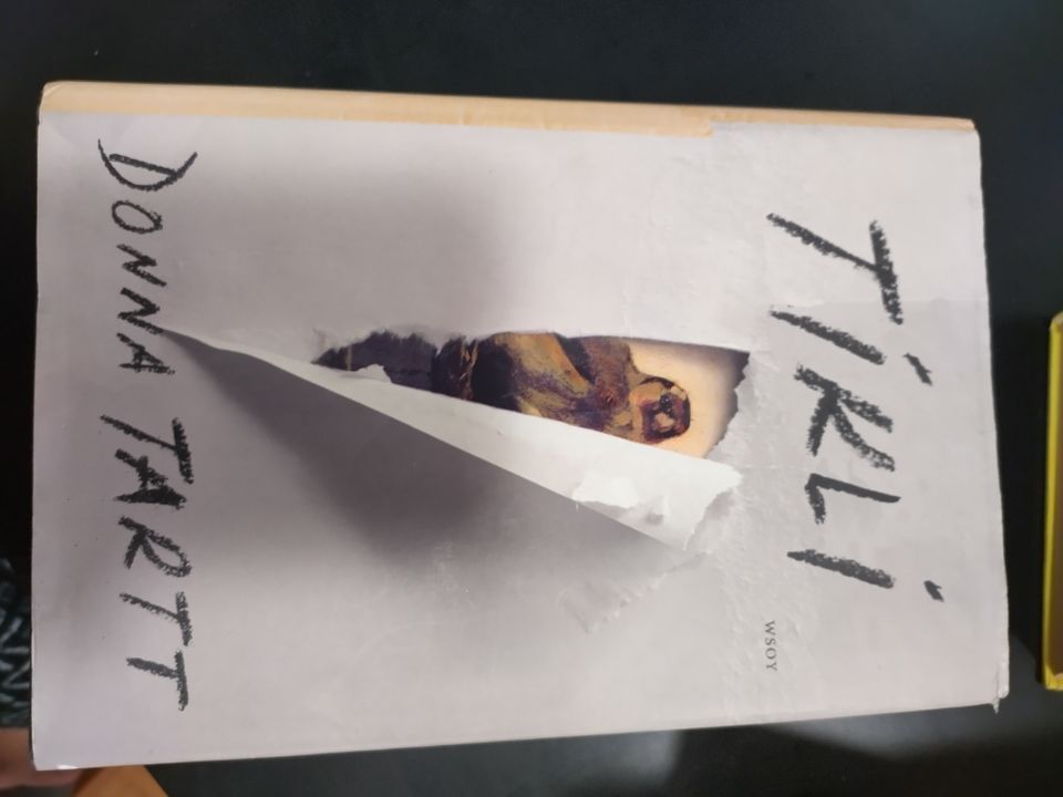 Donna Tartt Tikli