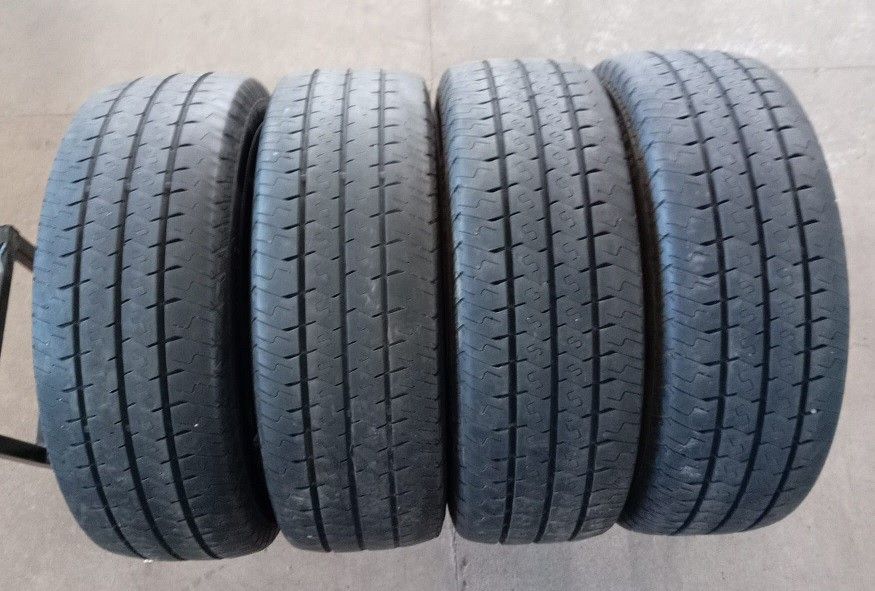 Käytetyt 235/65R16C Matador pakettiauton kesärenkaat 4 kpl