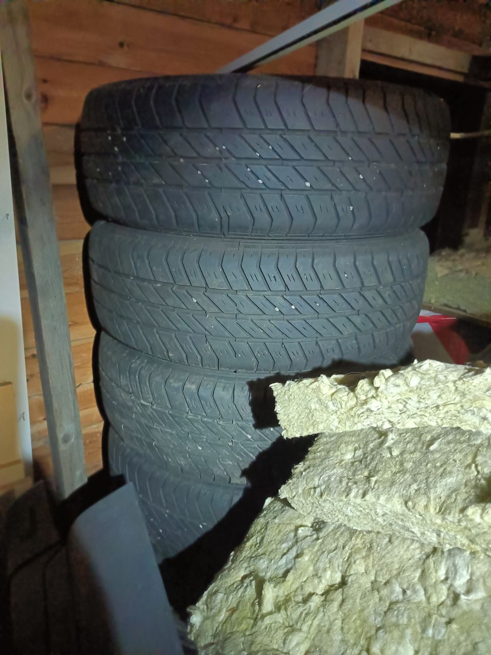 195/60 R15 kesärenkaat